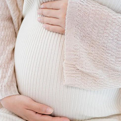 此外，互联网上🤲的机器人📊🇬🇩成都哪个代孕机构好和AI生🎆🤵